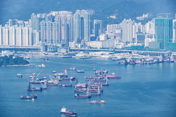 Vista comercial do porto por Kowloon. Hong Kong. — Fotografia de Stock