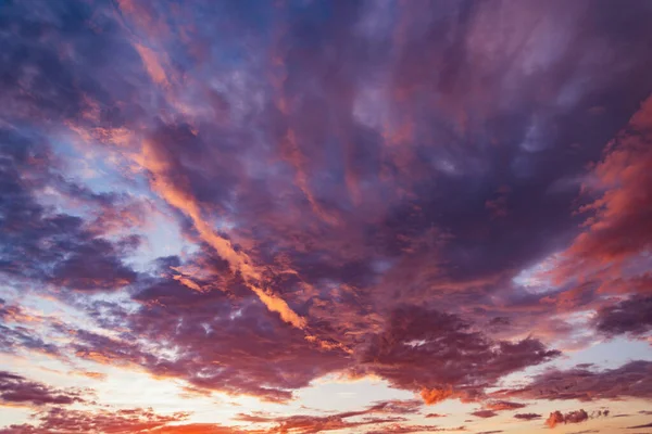 Paysage Nuageux Incroyable Sur Ciel Coucher Soleil Après Pluie — Photo