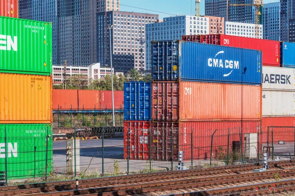 Vista de la terminal de contenedores ferroviarios. Zona aduanera. — Foto de Stock