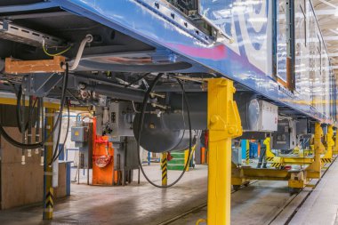 Mytishchi, Rusya - 21 Şubat 2017: Metro trenleri için vagon montaj tesisi. Mytishchi Metrovagonmash Fabrikası.