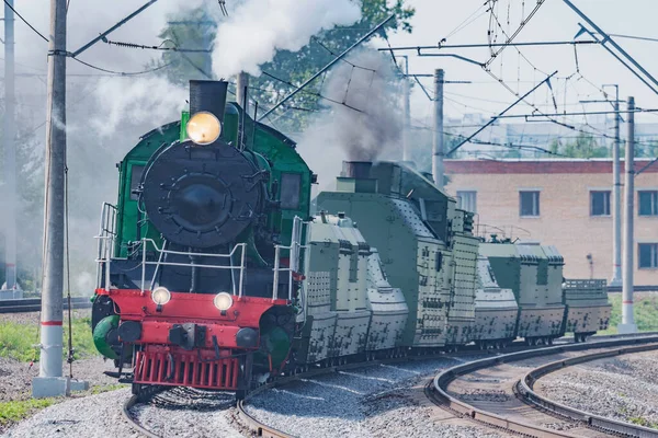 Armoured Retro Steam Train Moves Moscow Russia — Stock Photo, Image