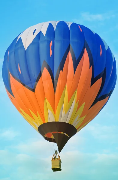 Voo de balão de ar quente . — Fotografia de Stock