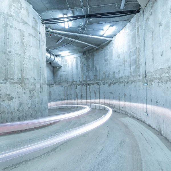 Luzes do carro em movimento . — Fotografia de Stock