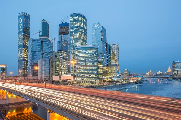 Evening view of the road and business city center. — Stock Photo, Image