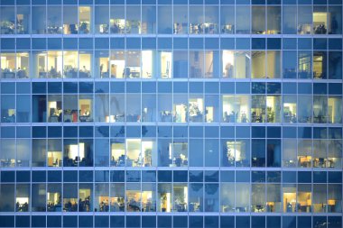 İnsanların bir ofisleri binalarda çalışma.