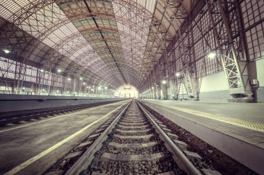 Boş terminal tren istasyonu.