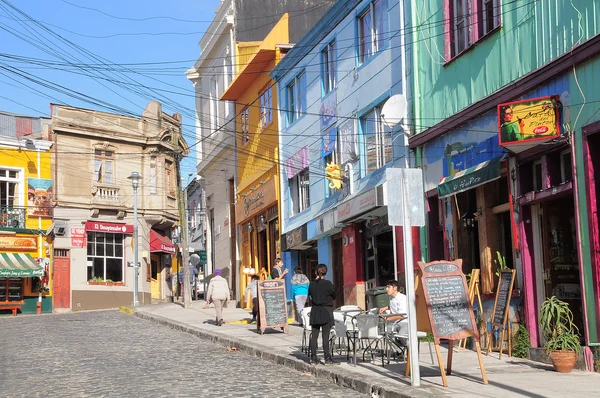 Valparaiso sokaklarında görünümünü. — Stok fotoğraf
