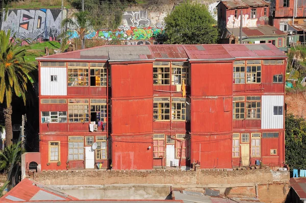 Régi épületek Valparaiso. — Stock Fotó