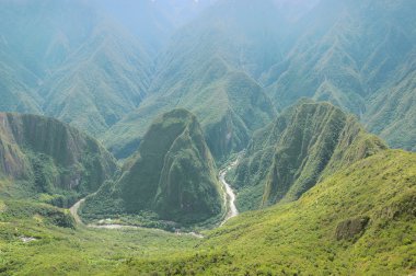 Machu Picchu dağ gelen nefes kesen manzarası. 
