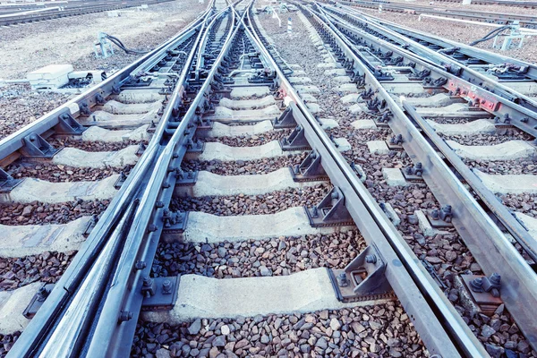 Railway tracks on the big station. — Stock Photo, Image