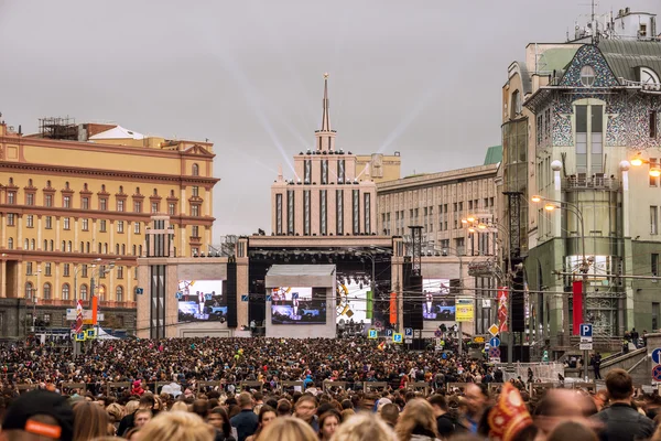 Darmowy koncert na świeżym powietrzu. — Zdjęcie stockowe