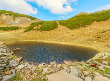 Dağ Gölü yüzeyi.