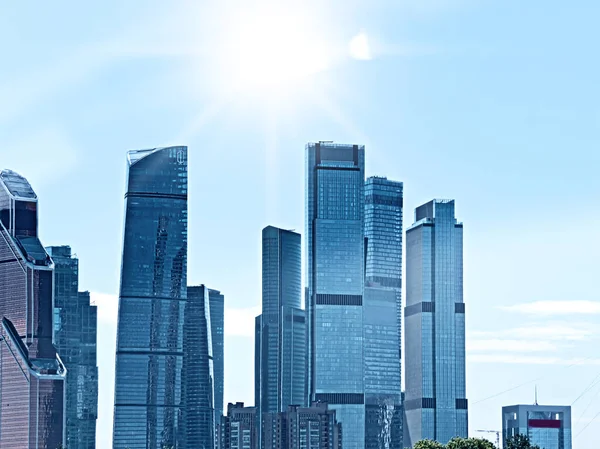 Silhuetter Företag Skyskrapor Och Moderna Kontorsbyggnader Moskva City Mot Himlen — Stockfoto