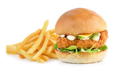 Hamburger balık ve beyaz kağıt üzerine peynir ile