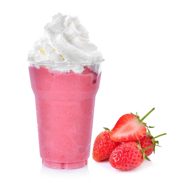 草莓冰沙，白色背景下分离的 — 图库照片