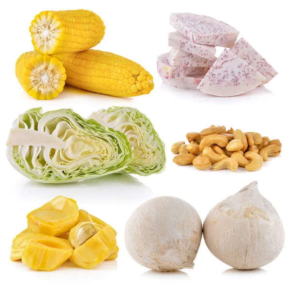 Taro, lahana, Hindistan cevizi, jack meyve, kaju fıstığı, Mısır üzerinde beyaz backg — Stok fotoğraf