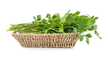 Sepette Beyaz arka plan üzerinde izole maydanoz