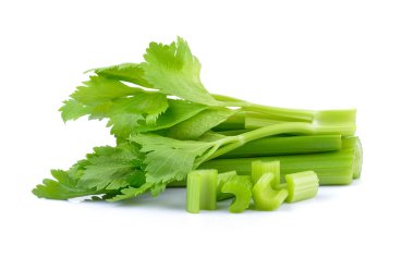 Beyaz arkaplanda kereviz