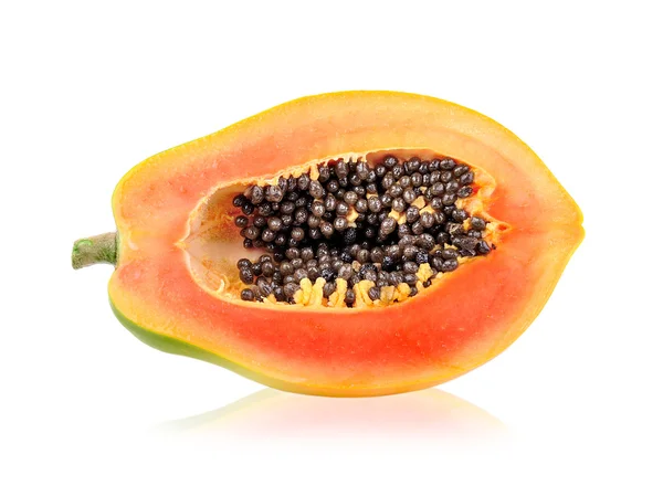 Scheibe Papaya isoliert auf weißem Hintergrund — Stockfoto