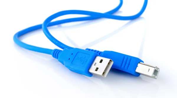 Cabo usb isolado no fundo branco — Fotografia de Stock