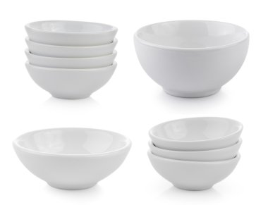 Beyaz arka planda beyaz kase