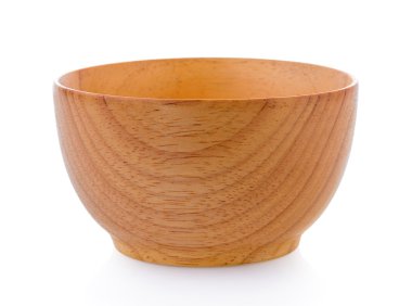 Beyaz arka planda ahşap kase