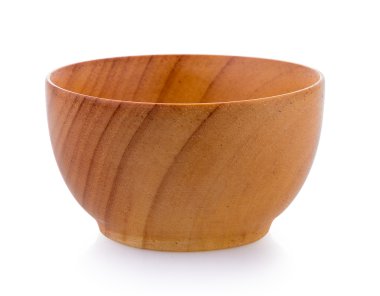 Beyaz arka planda ahşap kase