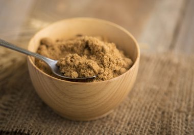 Hindistan cevizi hurma şekeri yetersiz odak karşı 