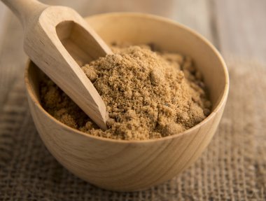 Hindistan cevizi hurma şekeri yetersiz odak karşı 