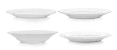 beyaz arkaplanda izole seramik beyaz plaka