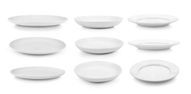 Beyaz arkaplanda izole edilmiş plaka kümesi