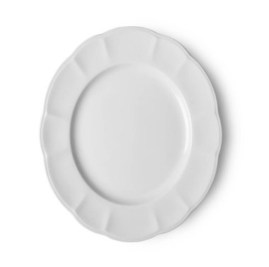 Beyaz arkaplanda beyaz seramik plaka