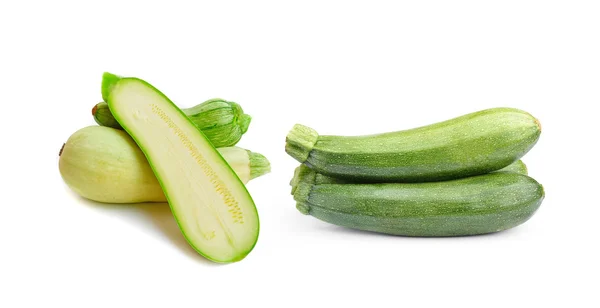 Färsk zucchini isolerad på vit bakgrund — Stockfoto
