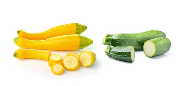 Färska grönsaker zucchini isolerad på vit bakgrund — Stockfoto