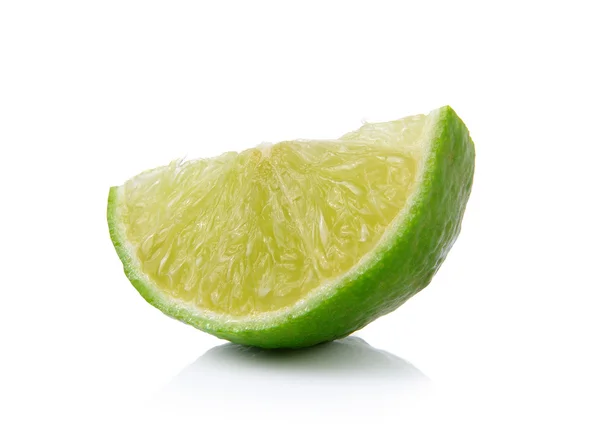 Lime fraîche sur fond blanc — Photo