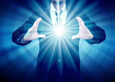 Düğmesi dokunmatik ekran arayüzü tutan işadamı el