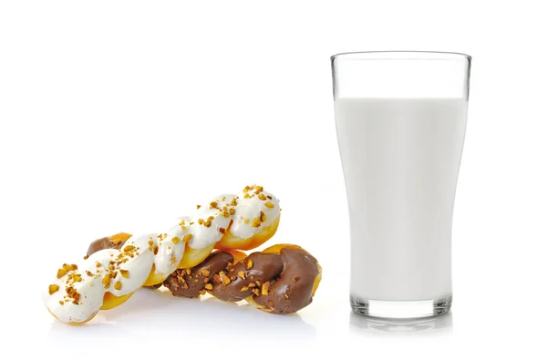 Glass of milk and donut isolated on white background — Stock Photo, Image