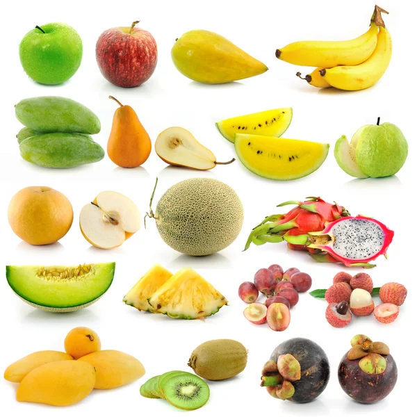 Satz von Früchten auf weißem Hintergrund — Stockfoto
