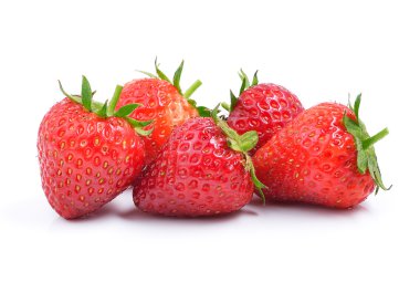 Beyaz arkaplanda çilek