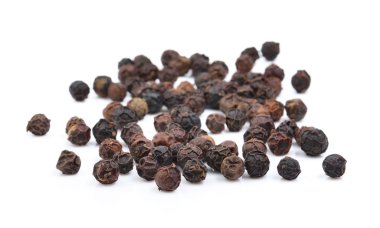  beyaz zemin üzerine biber tohumu