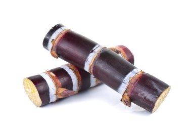 Beyaz arkaplanda şeker kamışı