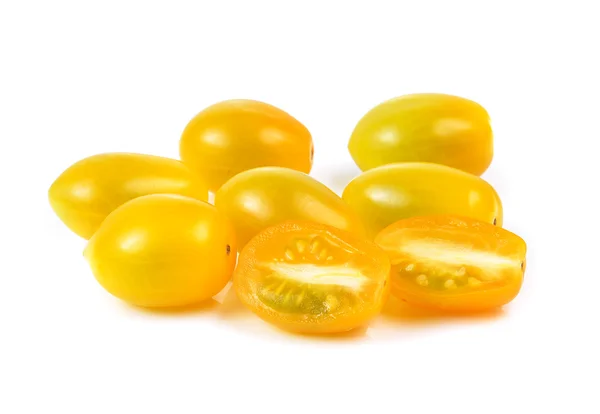 Gelbe Tomaten auf weißem Hintergrund — Stockfoto