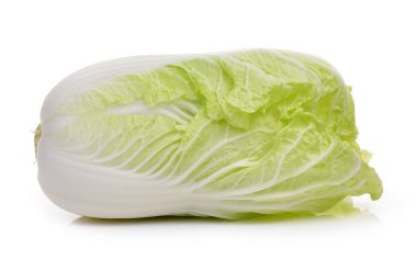 Beyaz arka planda taze Çin lahanası