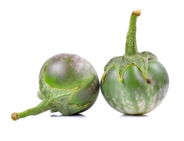 Aubergine geïsoleerd op een witte achtergrond — Stockfoto