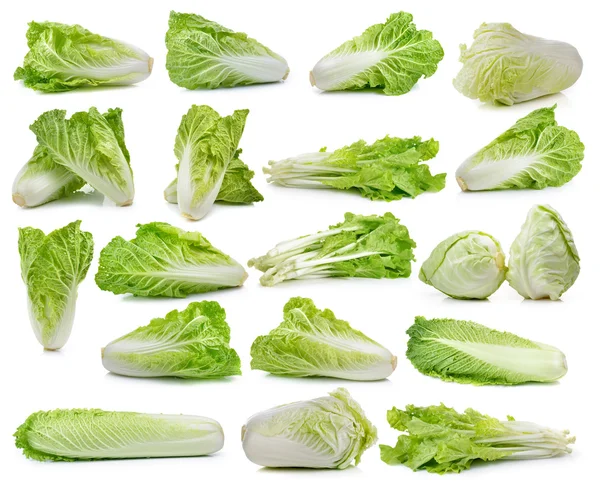 Frischer Chinakohl und Salat auf weißem Hintergrund — Stockfoto