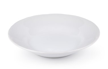 Beyaz seramik tabak ve beyaz arka plan üzerinde izole kase