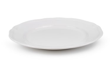 Beyaz seramik tabak ve beyaz arka plan üzerinde izole kase