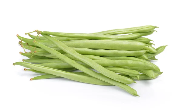 Haricots verts sur fond blanc — Photo