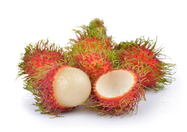 beyaz arkaplanda rambutan