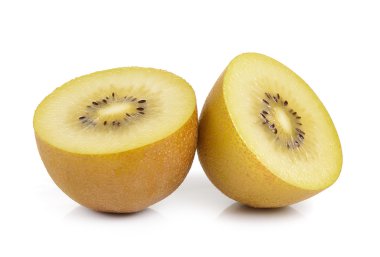 Beyaz arka planda altın kivi meyvesi